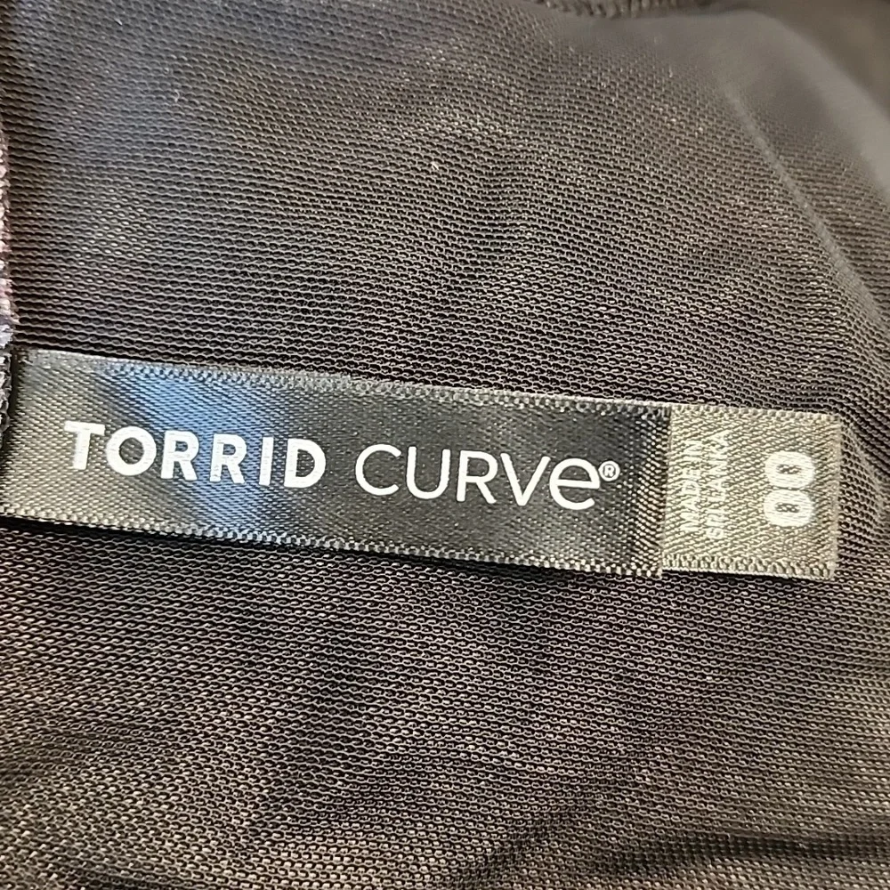 Torrid - Unlined Cotton Seamed Scoop Bralette in Multi Block Plaid Black - Picture 6 of 11